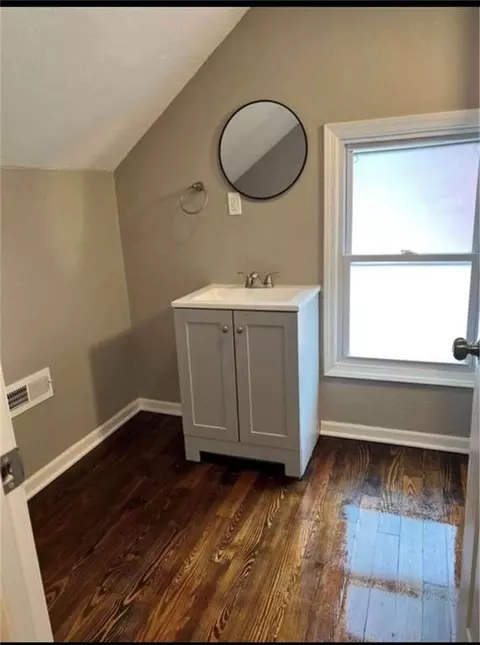 114 E Cass St, Drexel, MO 64742 photo 6