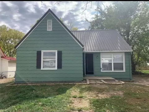 114 E Cass St, Drexel, MO 64742