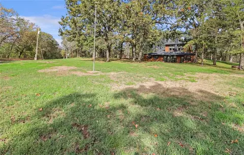 Exterior - 1104 Meadow Rd, Cherryvale, KS 67335 photo 10 of 10