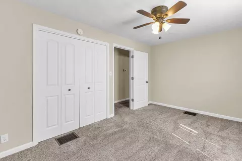 Bedroom - 734 Riverview Dr, Saint Joseph, MO 64503 photo 2 of 2