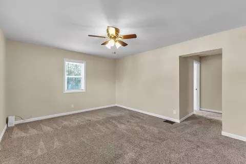 Living - 734 Riverview Dr, Saint Joseph, MO 64503 photo 2 of 2