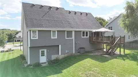 Exterior - 4217 N Devonshire Dr, Saint Joseph, MO 64506 photo 3 of 4