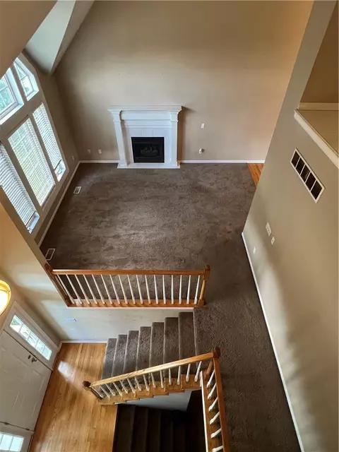 Living - 4217 N Devonshire Dr, Saint Joseph, MO 64506 photo 3 of 3