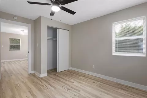 Bedroom - 1400 E Hayward Ave, Independence, MO 64050 photo 1 of 8