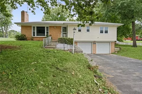 6526 Garfield Dr, Kansas City, KS 66102