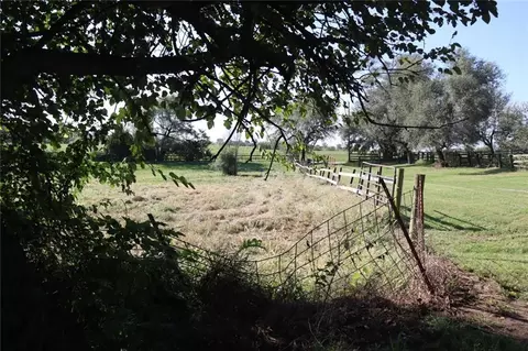 Fry Road, Edgerton, MO 64444