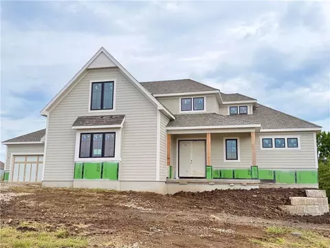 10910 W 173rd Ter, Overland Park, KS 66221