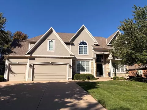 2804 W 145th St, Leawood, KS 66224
