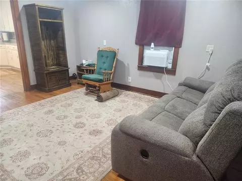 Living - 206 Pine St, Ridgeway, MO 64481 photo 1 of 2