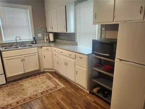 Kitchen - 206 Pine St, Ridgeway, MO 64481 photo 1 of 3