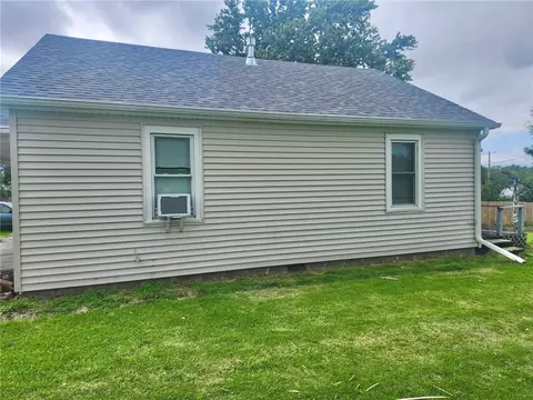 Exterior - 206 Pine St, Ridgeway, MO 64481 photo 1 of 2