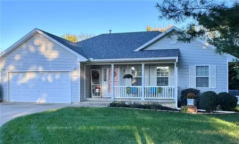 1402 Sam Den Cir, Cameron, MO 64429 photo 3