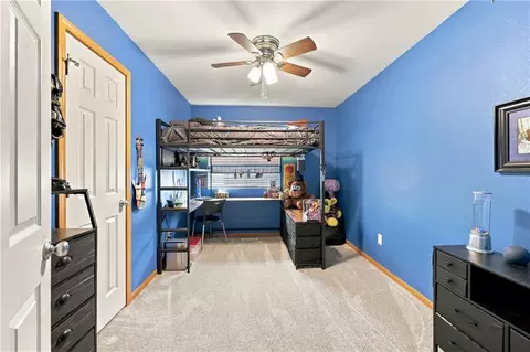 Bedroom - 1010 E 16th St, Kearney, MO 64060 photo 3 of 4