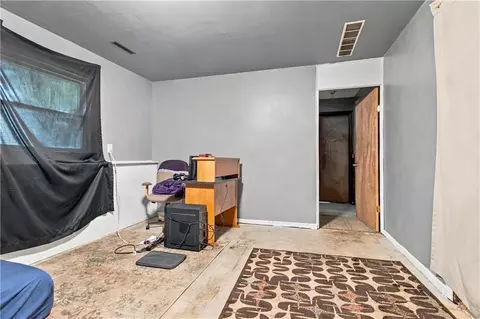 Bedroom - 103 Fairview Ave, Warrensburg, MO 64093 photo 6 of 8