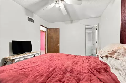 Bedroom - 103 Fairview Ave, Warrensburg, MO 64093 photo 4 of 8