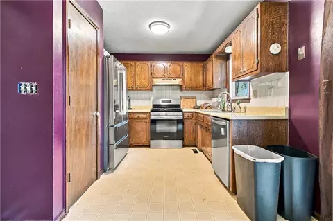 Kitchen - 103 Fairview Ave, Warrensburg, MO 64093 photo 2 of 4