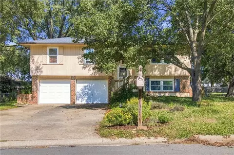 103 Fairview Ave, Warrensburg, MO 64093
