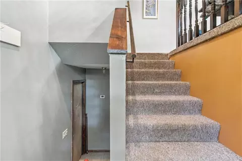 Entry Way - 103 Fairview Ave, Warrensburg, MO 64093 photo 4 of 4