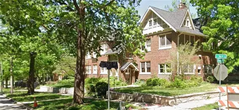 3538 Cherry St, Kansas City, MO 64109