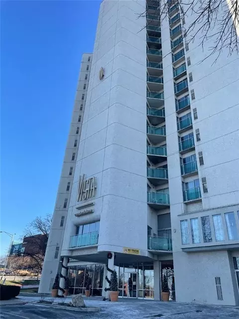 3838 Rainbow Blvd #812, Kansas City, KS 66103