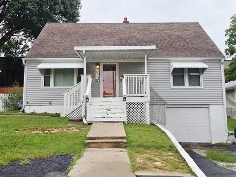 11514 E 15th St, Independence, MO 64052