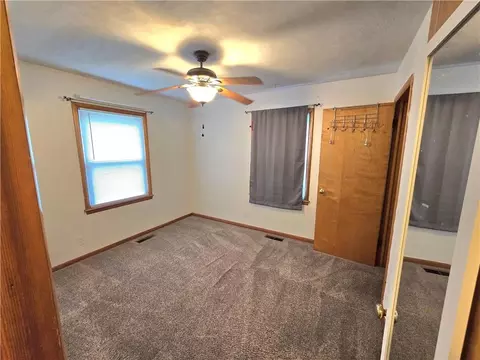 Bedroom - 11514 E 15th St, Independence, MO 64052 photo 3 of 7