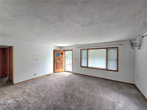 Living - 11514 E 15th St, Independence, MO 64052 photo 1 of 3