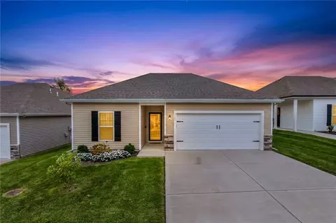 7731 NW 124th St, Kansas City, MO 64163