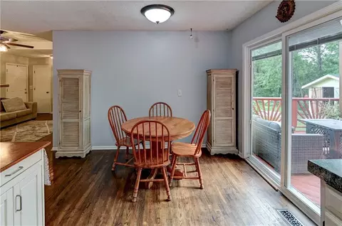 Dining - 1823 NE Mckee Ln, Lees Summit, MO 64086 photo 1 of 2