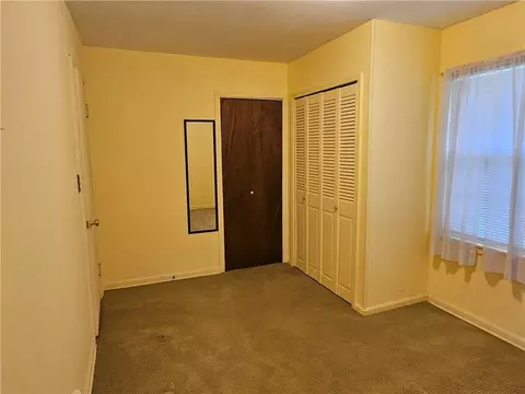 Bedroom - 10416 E 28th Ter, Independence, MO 64052 photo 2 of 6