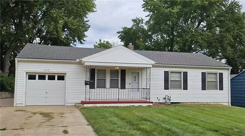 10416 E 28th Ter, Independence, MO 64052