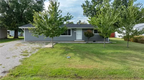 807 W Magnolia, Cherokee, KS 66724