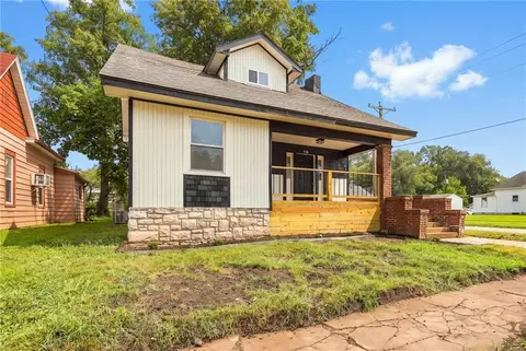 530 Park Ave, Excelsior Springs, MO 64024