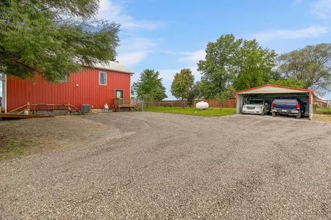 Exterior - 22151 Hand Rd, Atchison, KS 66002 photo 3 of 12