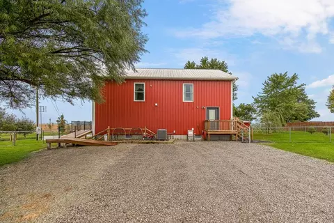 Exterior - 22151 Hand Rd, Atchison, KS 66002 photo 4 of 12