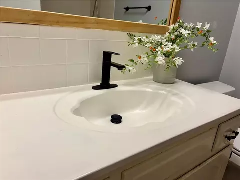 Bath - 1704 Cinnabar Dr, Raymore, MO 64083 photo 1 of 5
