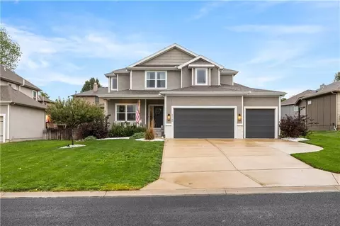 20196 W 224th Ter, Spring Hill, KS 66083