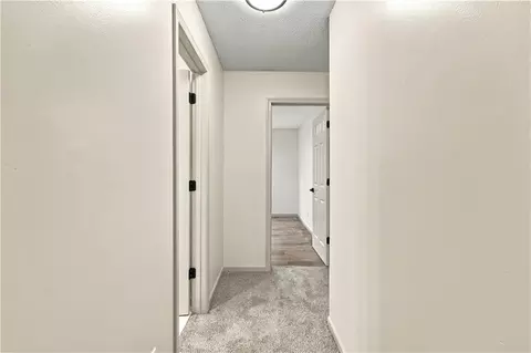 Entry Way - 718 Shiloh Dr, Raymore, MO 64083 photo 4 of 4