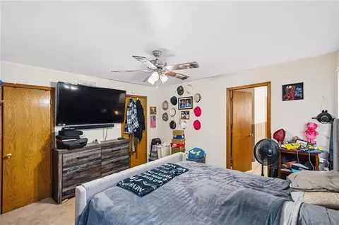 Bedroom - 1402 N 15th St, Atchison, KS 66002 photo 11 of 14