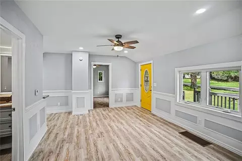 Living - 807 E Gudgell St, Independence, MO 64055 photo 2 of 3