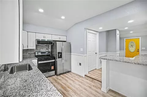 Other - 807 E Gudgell St, Independence, MO 64055 photo 1 of 3