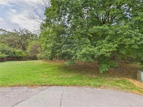 0000 Hillcrest Dr, Nevada, MO 64772 photo 2
