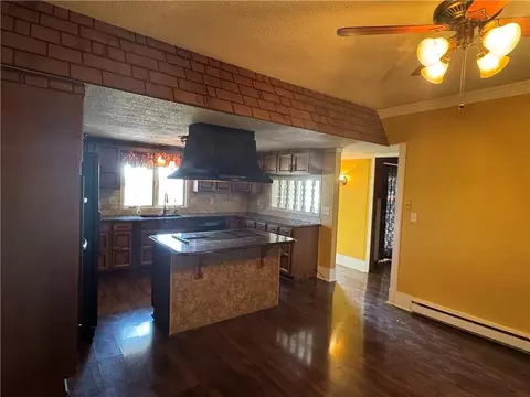 Kitchen - 14361 Zane Ave, Kidder, MO 64649 photo 3 of 6