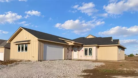 19329 Skyview Ln, Spring Hill, KS 66083