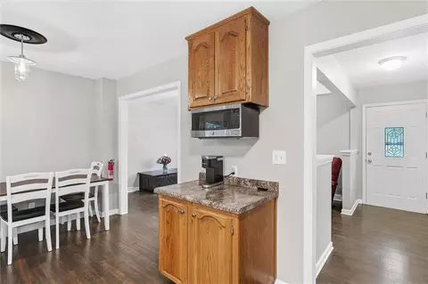 Entry Way - 16317 E 34th St, Independence, MO 64055 photo 1 of 1