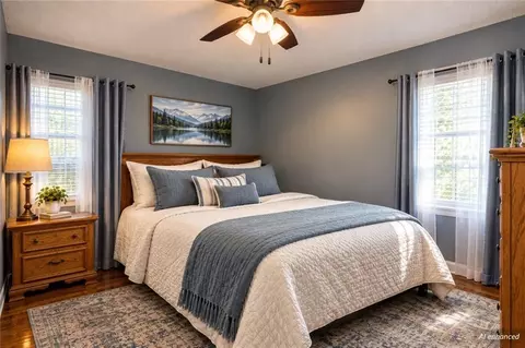 Bedroom - 16904 E 35th Ter, Independence, MO 64055 photo 2 of 6