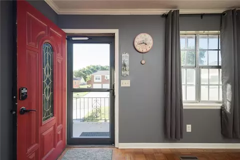 Entry Way - 16904 E 35th Ter, Independence, MO 64055 photo 1 of 4