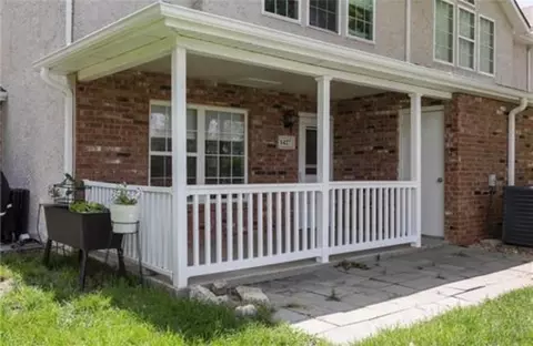 1531 E 120th St #1531, Olathe, KS 66061