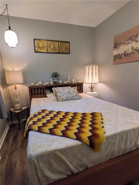 Bedroom - 225 E Clearview Dr, Columbia, MO 65202 photo 2 of 8