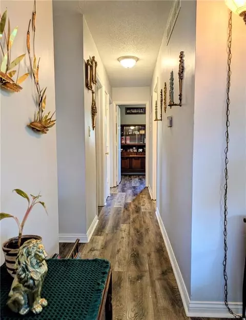 Entry Way - 225 E Clearview Dr, Columbia, MO 65202 photo 1 of 4